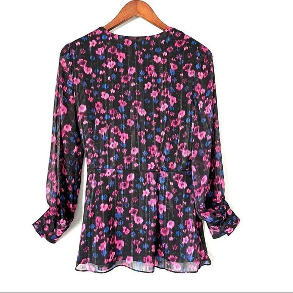 Vince Camuto Twilight Floral Wrap Blouse Size M - Picture 4 of 11